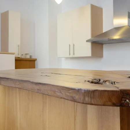 Appartement C & D V